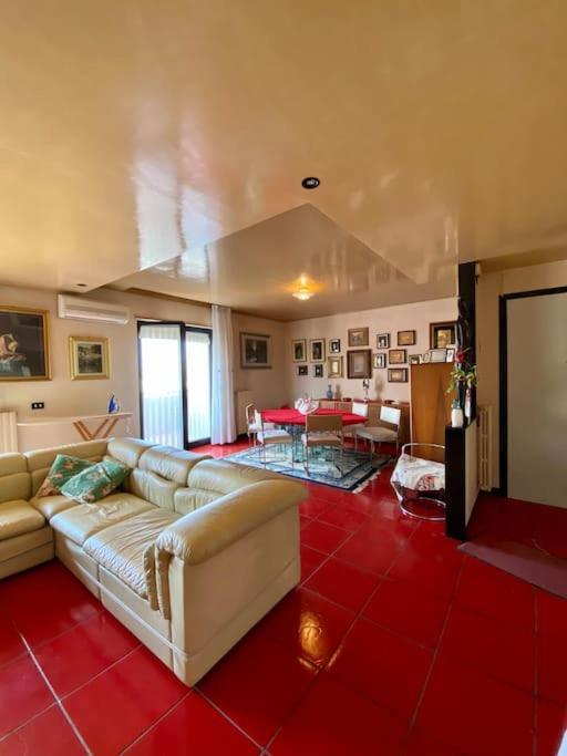 Casa Mariella Lägenhet Monopoli Exteriör bild